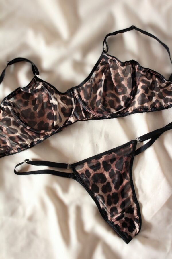 Conjunto Leona